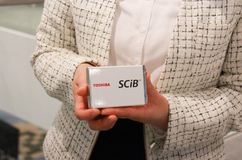 SCiB?電池（充電電池的最小單位），在汽車(chē)上安裝由多個(gè)電池組成的模塊